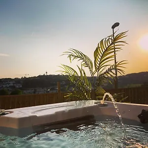 Hébergement de vacances La Pomme D’amour, Saint-Genet-Lerpt
